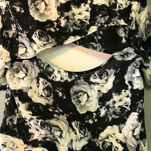 🌞🌴🌞Sz XS Society Girl top, used - Picture 4 of 4